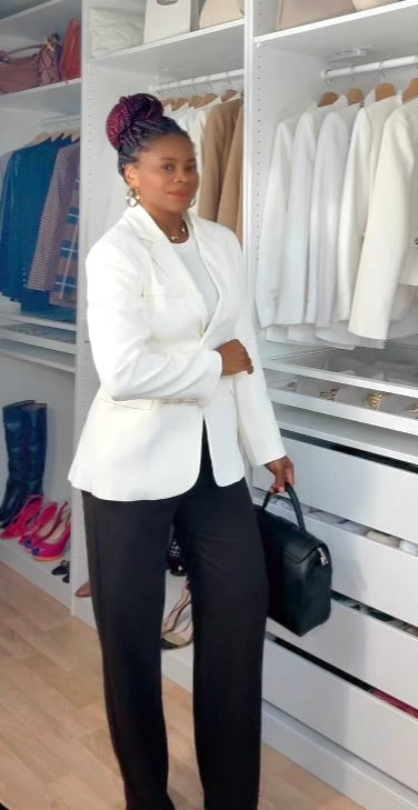BLAZER AVEC UN BOUTON DORÉ