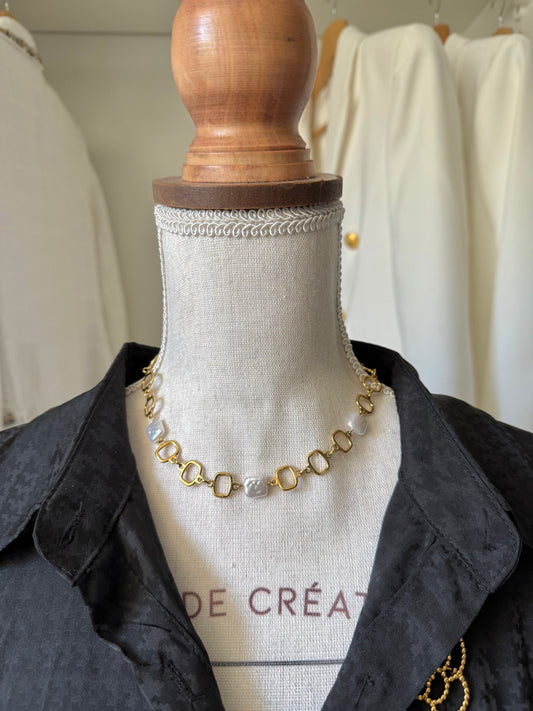 Collier avec perles