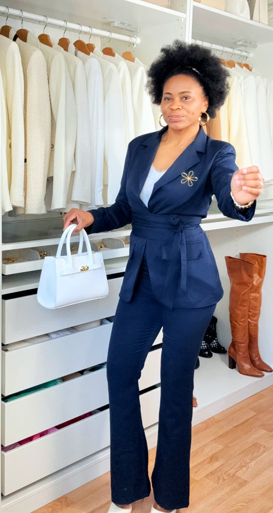 TAILLEUR AVEC SA CEINTURE