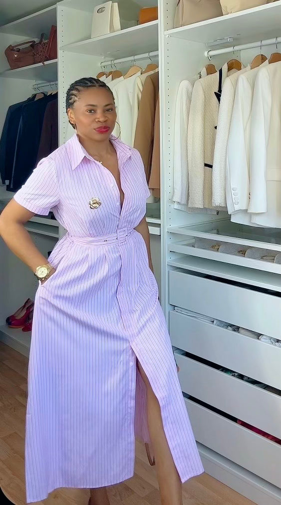 Robe chemise à rayures avec ceinture rose