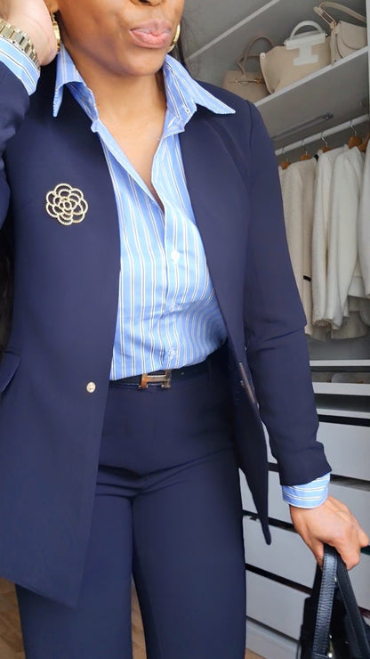 TAILLEUR AVEC BLAZER CINTRE